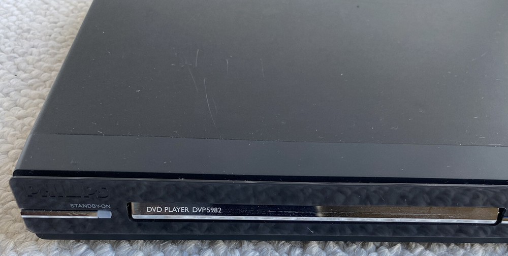 Philips DVP5982 DVD CD Player Tested Working No Remote