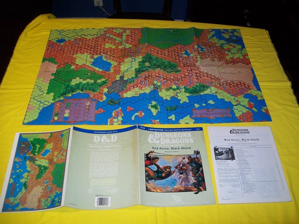 X10 RED ARROW BLACK SHIELD DUNGEONS & DRAGONS TSR - 2 MODULE WITH MAP