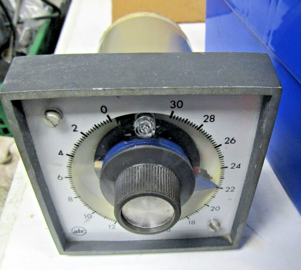 👀 ATC 0-30 MINUTE ELECTROMECHANICAL TIMER 120 VAC 305E016A10PX