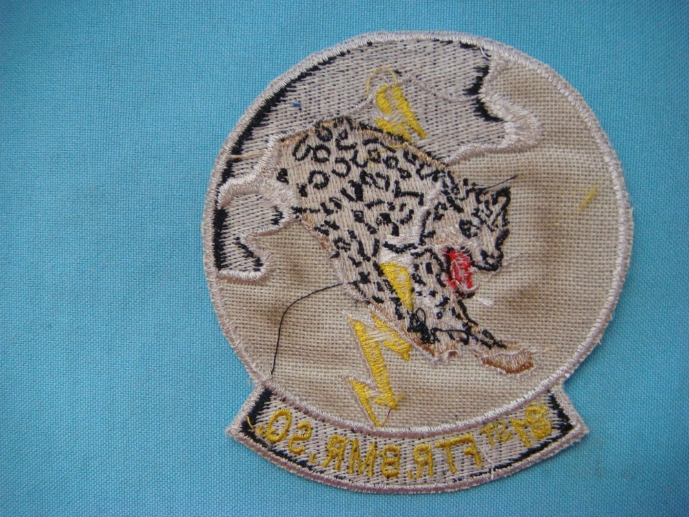 CIRCA 1950s US 81st FIGHTER BOMBER SQUADRON PATCH