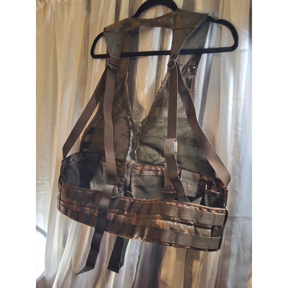 U.S. TACTICAL VEST LARGE/ EXTRA LARGE