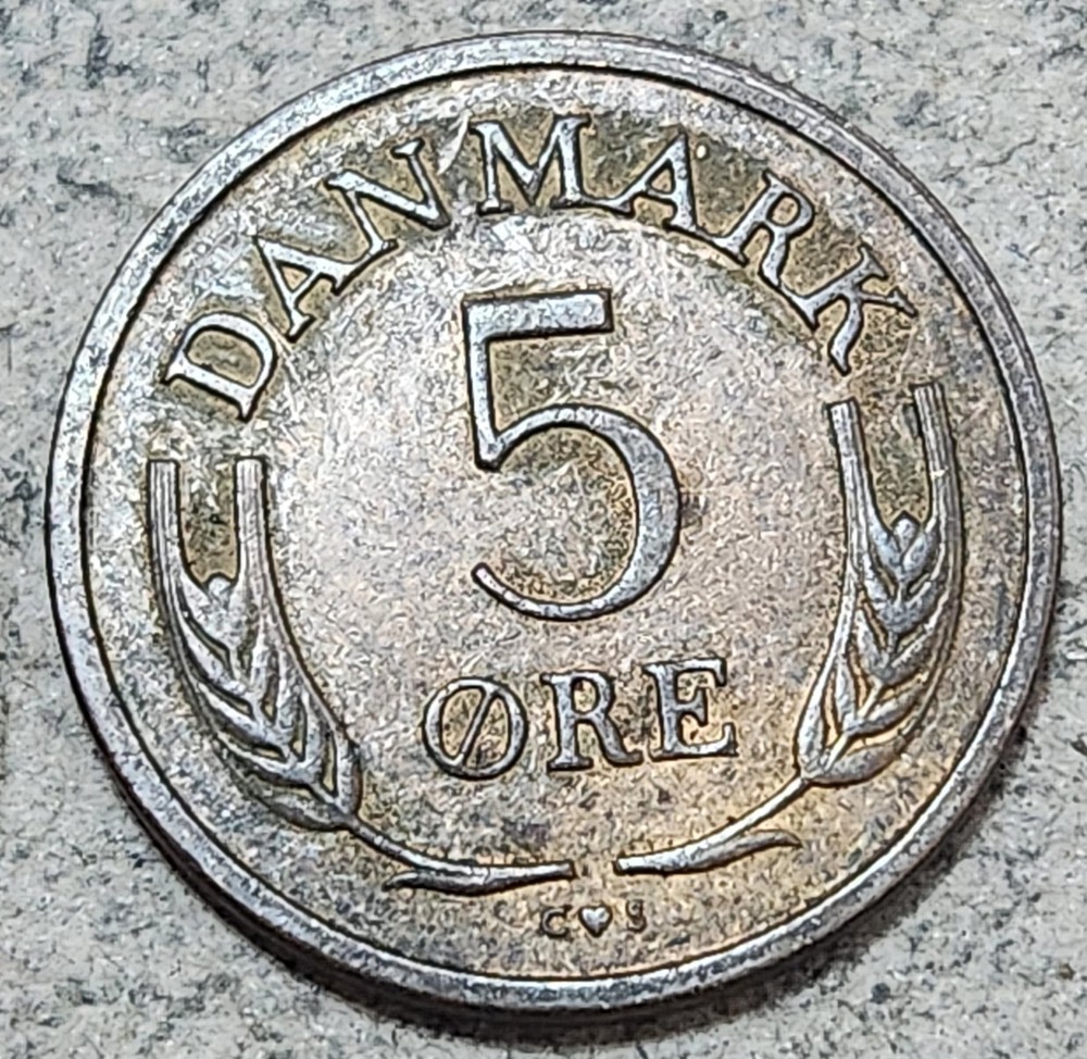DENMARK 🇩🇰 FIVE (5) ØRE COIN 1967 (KING FREDERICK IX)