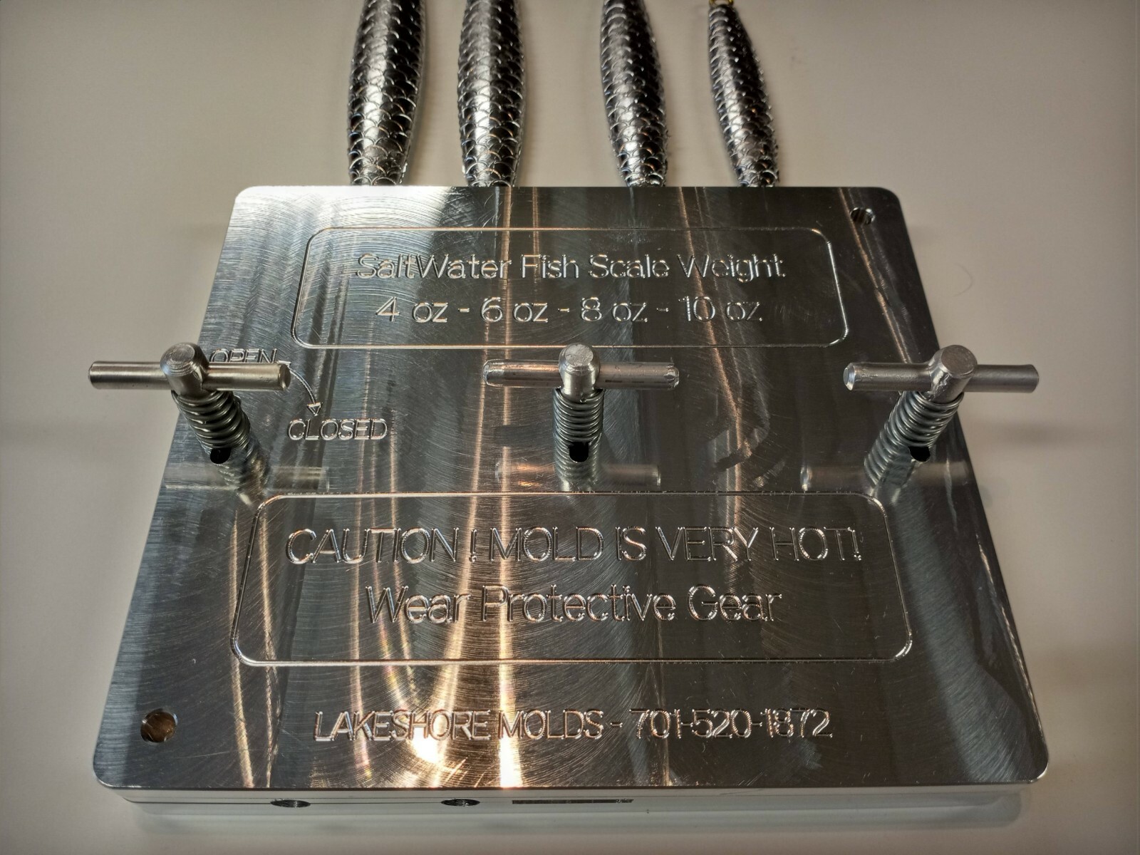 Saltwater Jigging Spoon Mold with Fish Scale Texture Aluminum CNC Machined