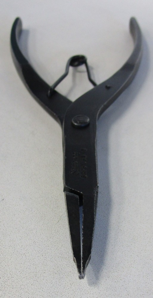 Snap On SRP3 9" Long Straight Tip Spring Loaded Snap Ring Pliers