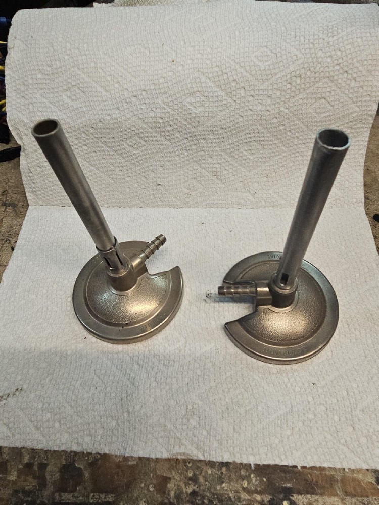 2 Humboldt Artificial Bunsen Burners