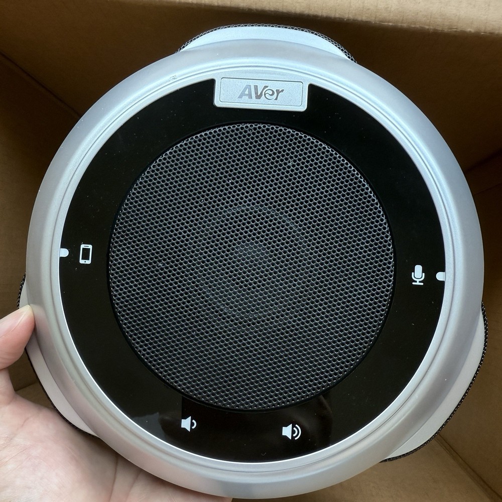 AVer VC520 video conferencing system package