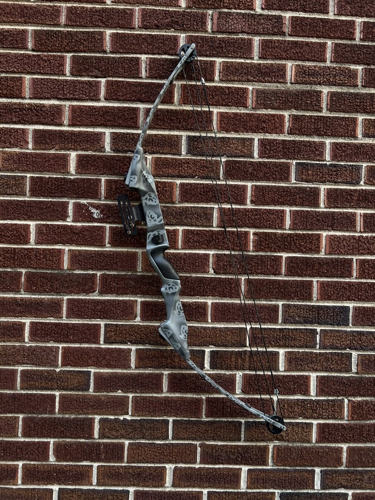 SilverHawk Compound Bow