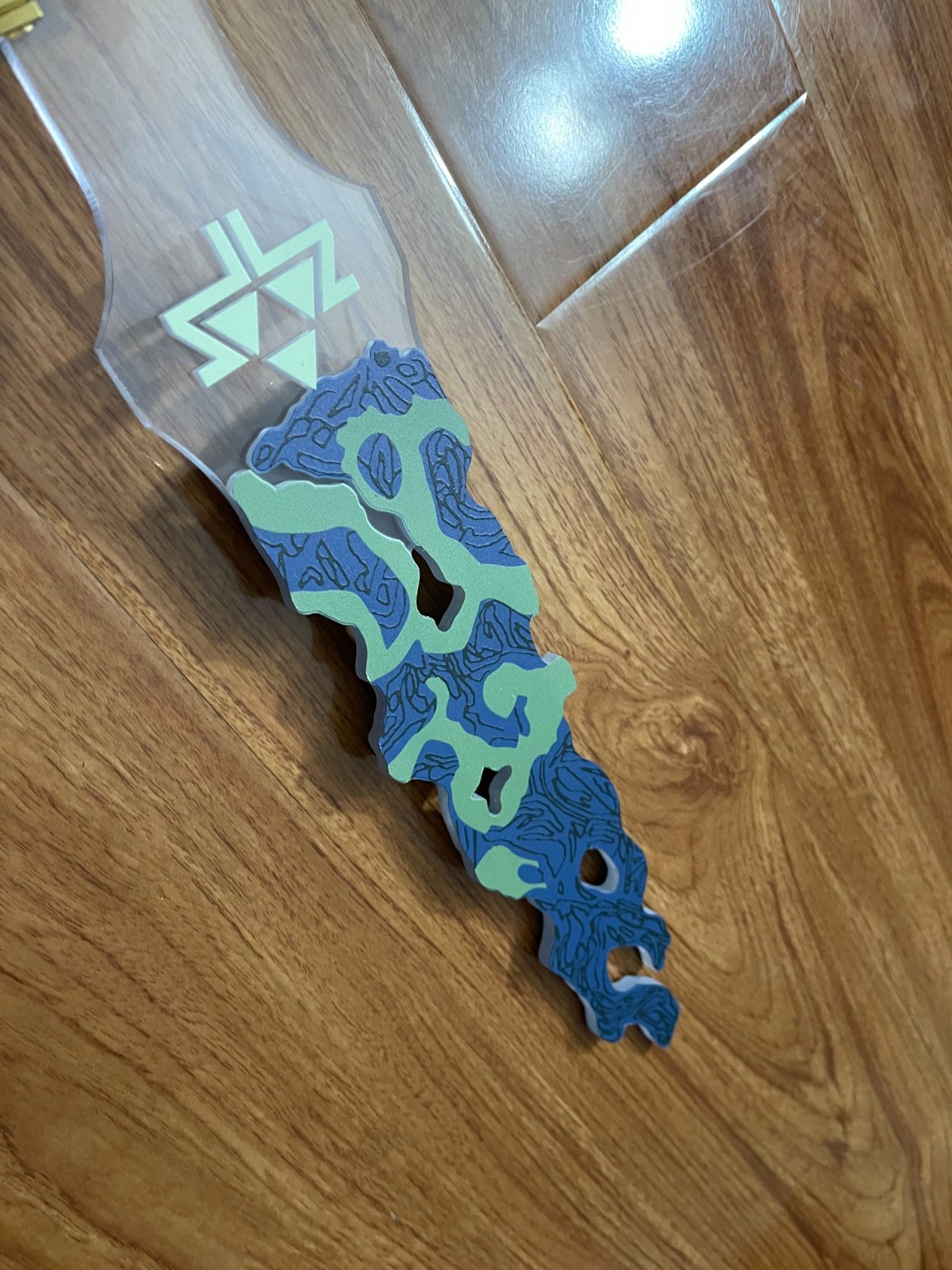 Zelda master Sword, 27 Inches Rechargeable Pre-Assembled Plastic Light Up