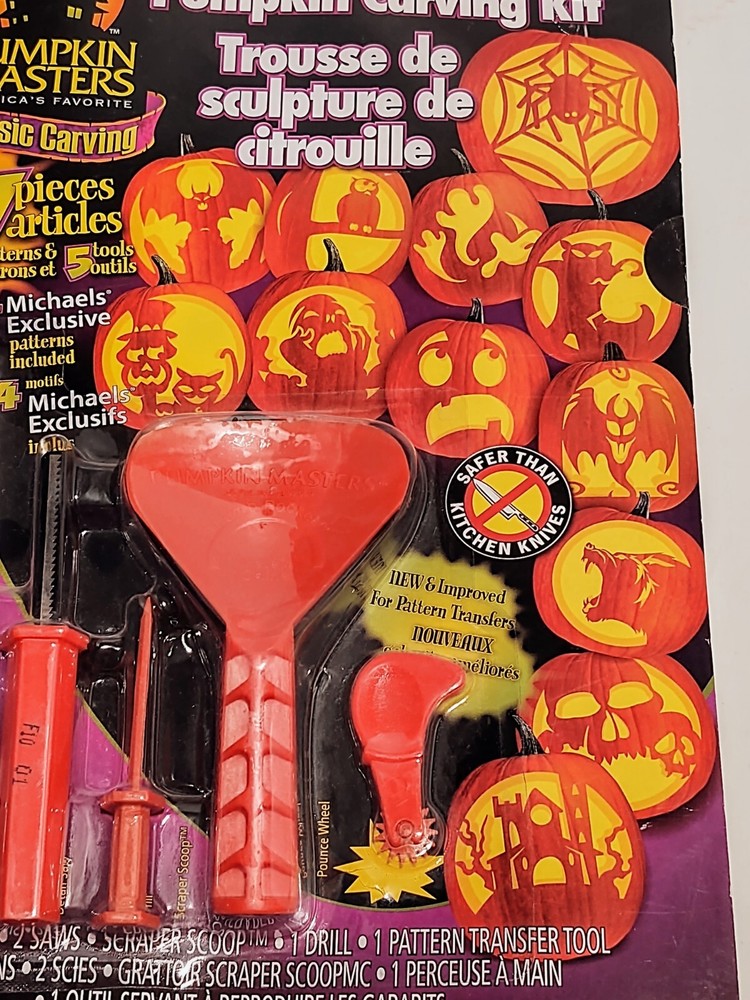 Pumpkin Masters Carving Kit Pattern Book & Hyde & Eek Carving Kit & 8 Stencils