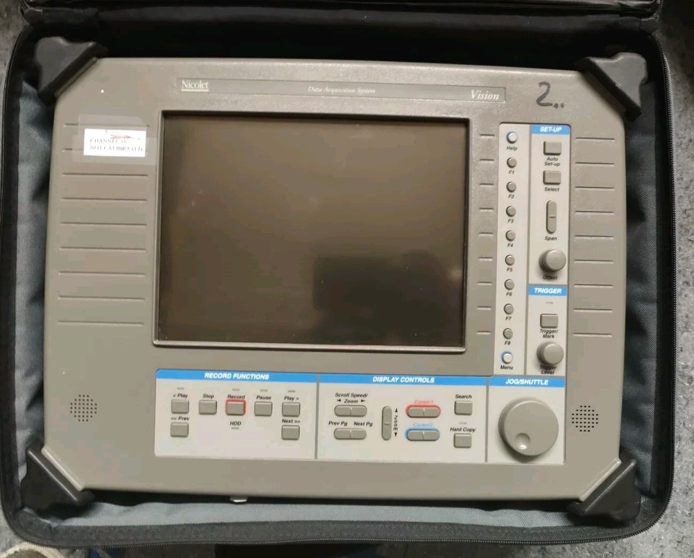 NICOLET DATA ACQUISITION SYSTEM VISION WITH SOFT SIDED CASE