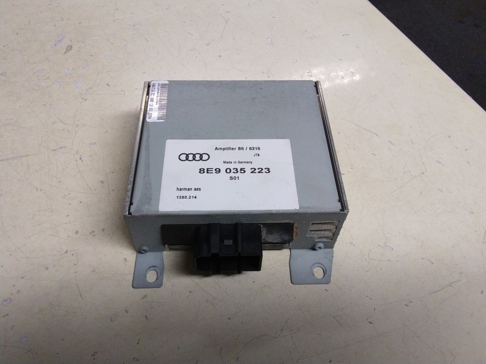 AUDI A4 B6 AUDIO AMPLIFIER 8E9035223