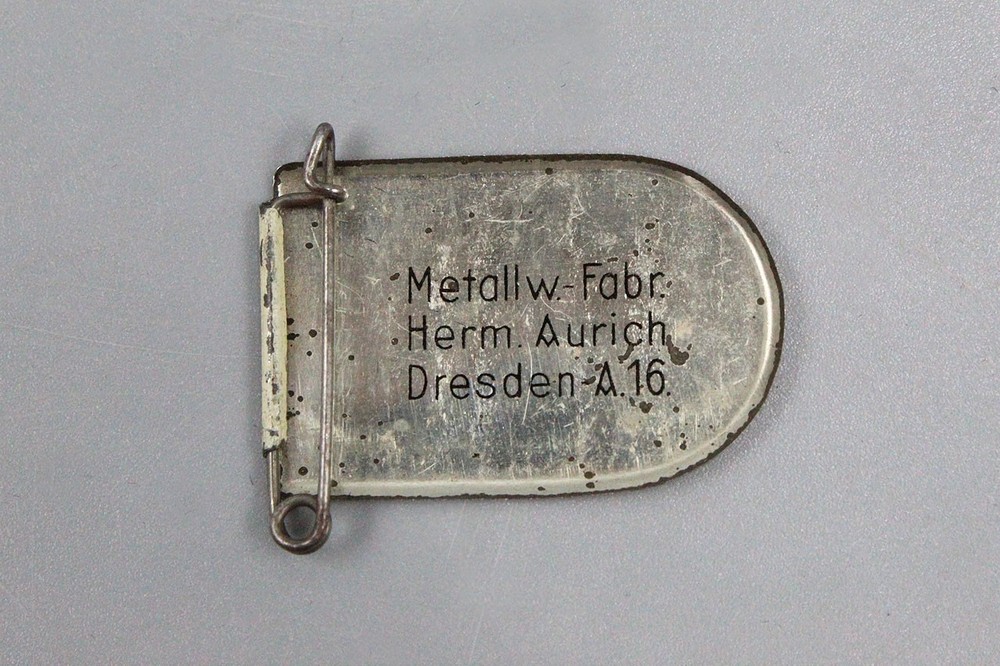 WW2 German Tinnie . PIN233