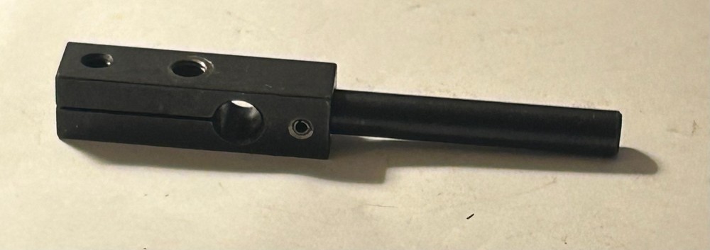 593720 Stud, Yoke