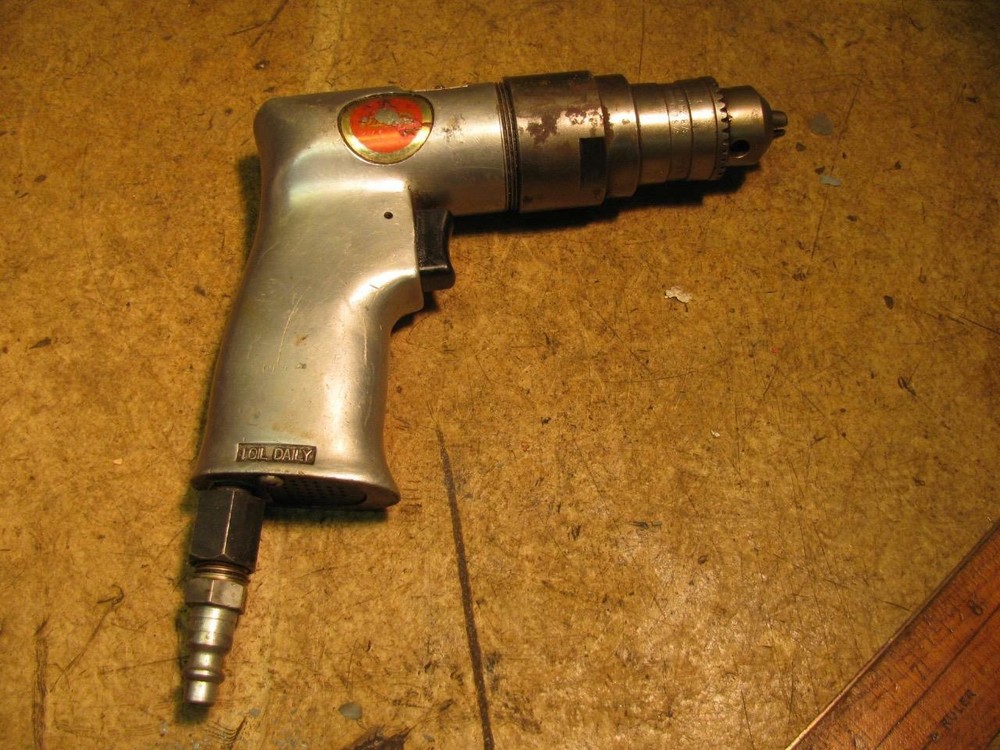 Dayton 2Z488E 3/8" Air Drill