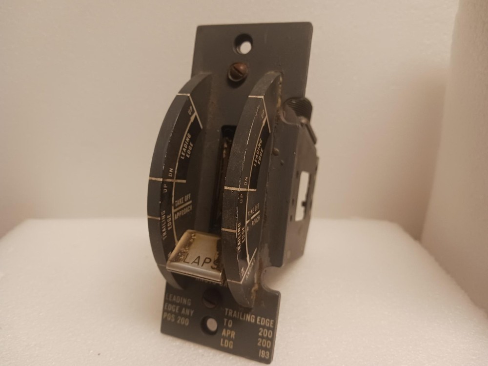 Vintage Flaps Selector D603M7-I