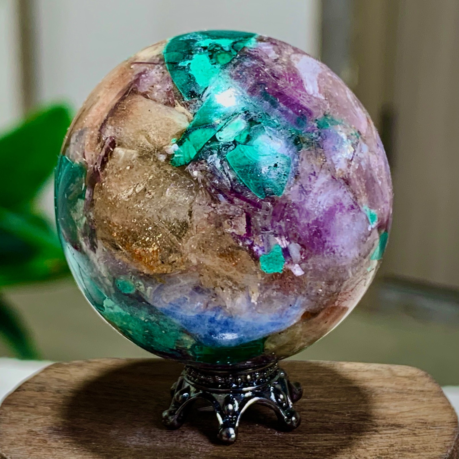 80G Newly discovered rare malachite purple mica symbiotic sphere restoration