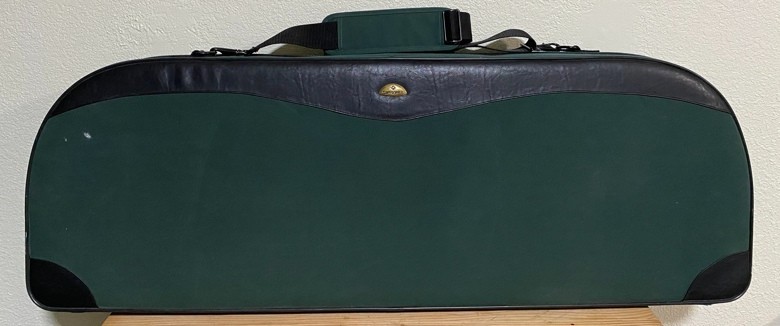 Rigid Samsonite Archery Case Storage