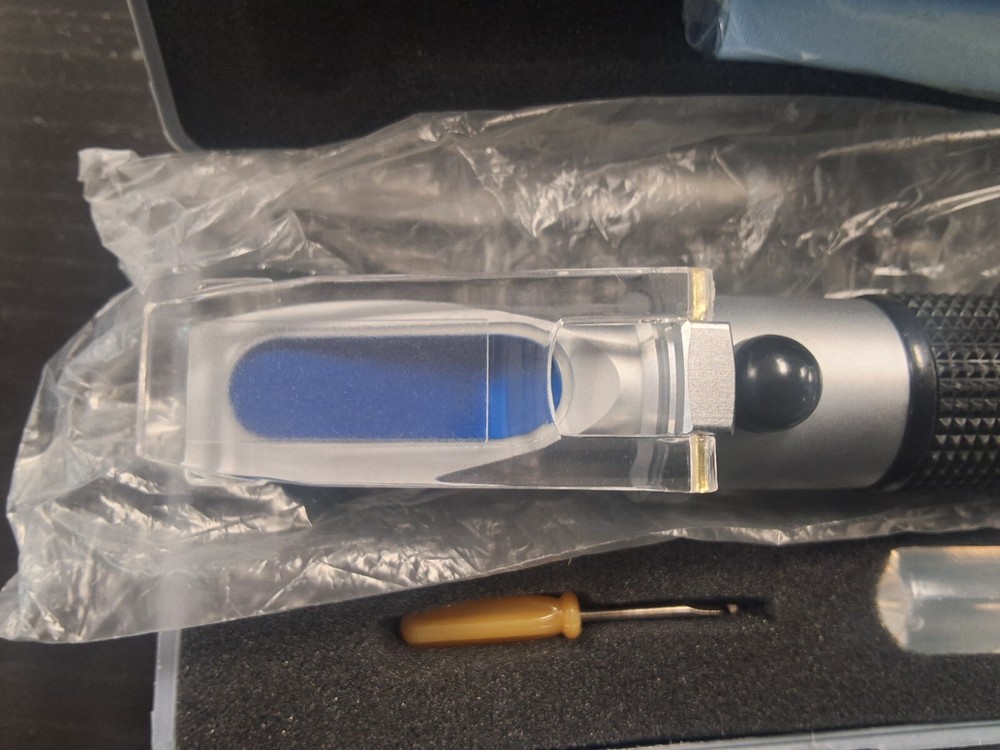 Extech Instruments RF41 Portable Refractometer With Case