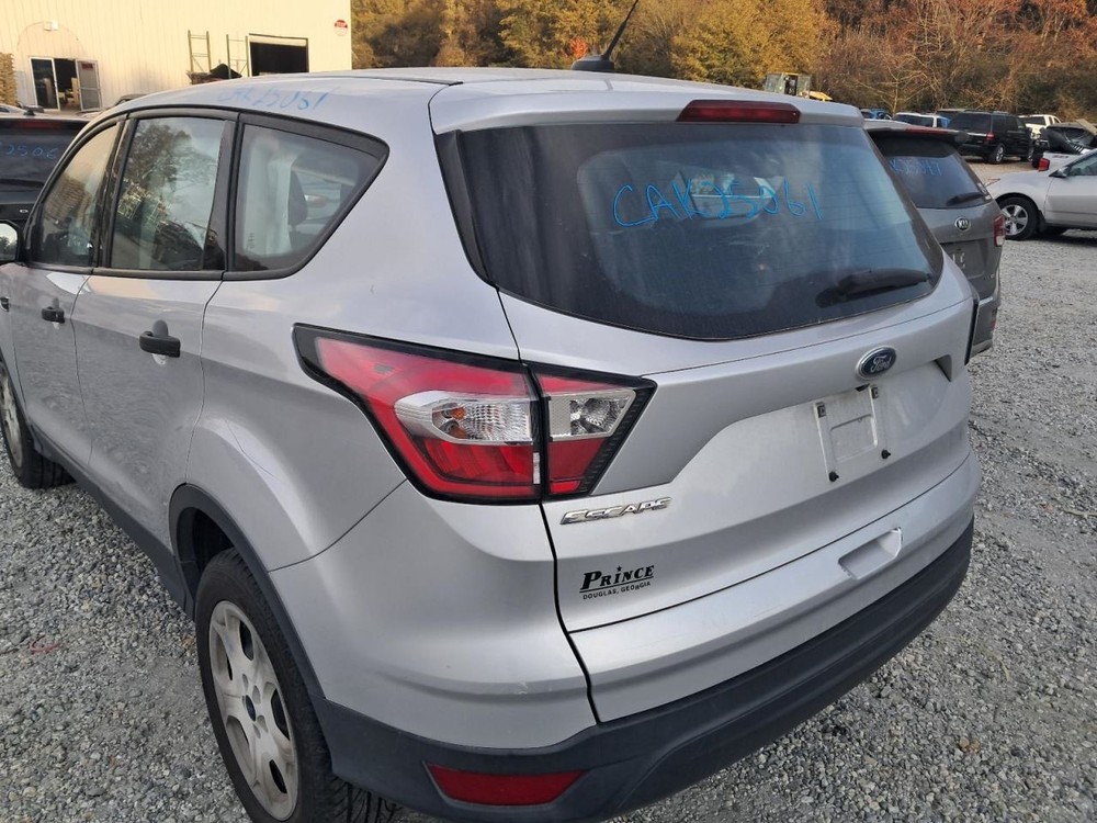 Fuse Box Engine Fits 17 ESCAPE 4872395