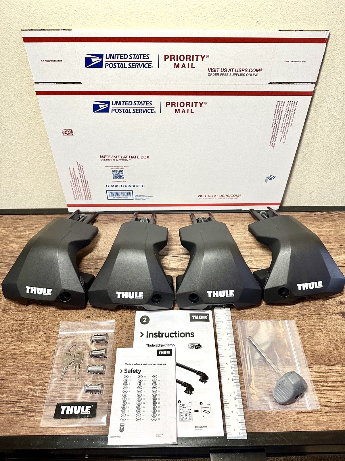 Thule Edge Clamp Foot Pack 720501 (New/Repackaged) + Free Thule Metal Lock Set!