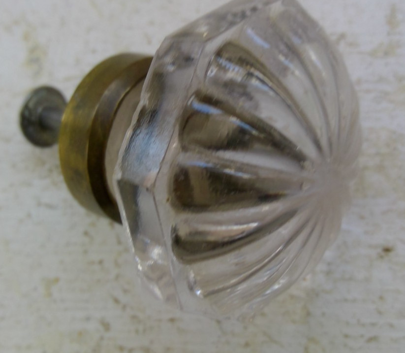 2 VINTAGE CLEAR GLASS OCTAGON 8-SIDED DRAWER PULLS KNOBS W/ BRASS SETTING NICE