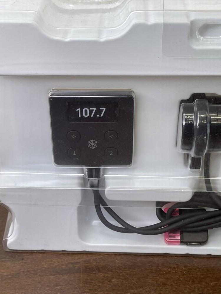 Microsoft Zune Car Pack - Charger FM Transmitter - New Open Box Read Description