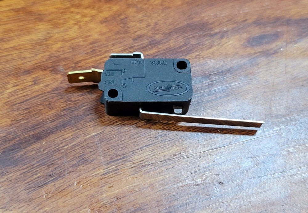 DeWalt MICRO SWITCH FOR DW735 DW735X THICKNESS PLANER #5140010-67