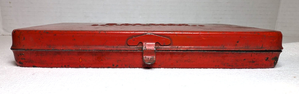VINTAGE SNAP ON SOCKET WRENCHES EMPTY BOX FOR 1/4 SOCKET SET 8"x5-3/4"x1"
