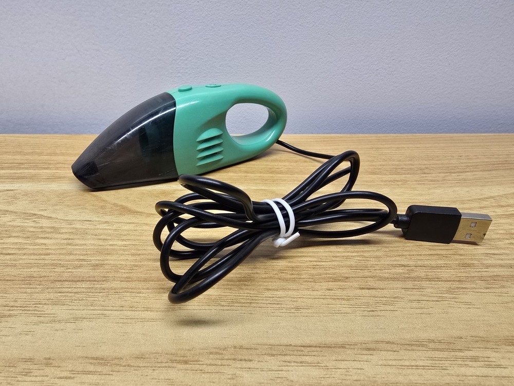 USB Green Mini Vacuum Cleaner Hand Held