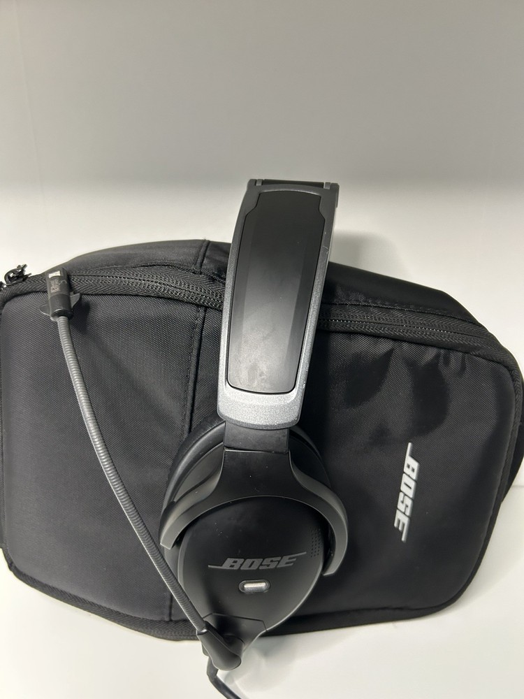 Bose A30 Aviation Headset -  Bluetooth - Dual GA Plug