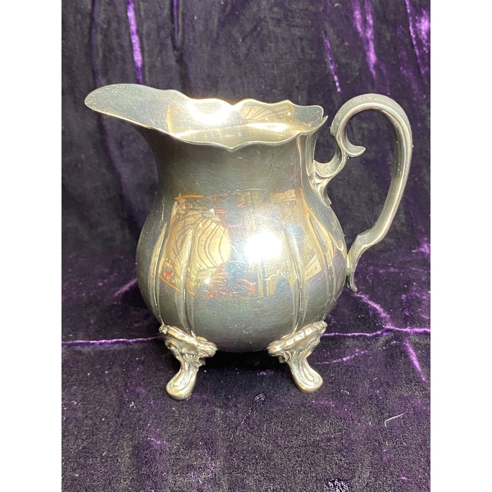 Vintage Pitgrira Silver Plated Footed Creamer