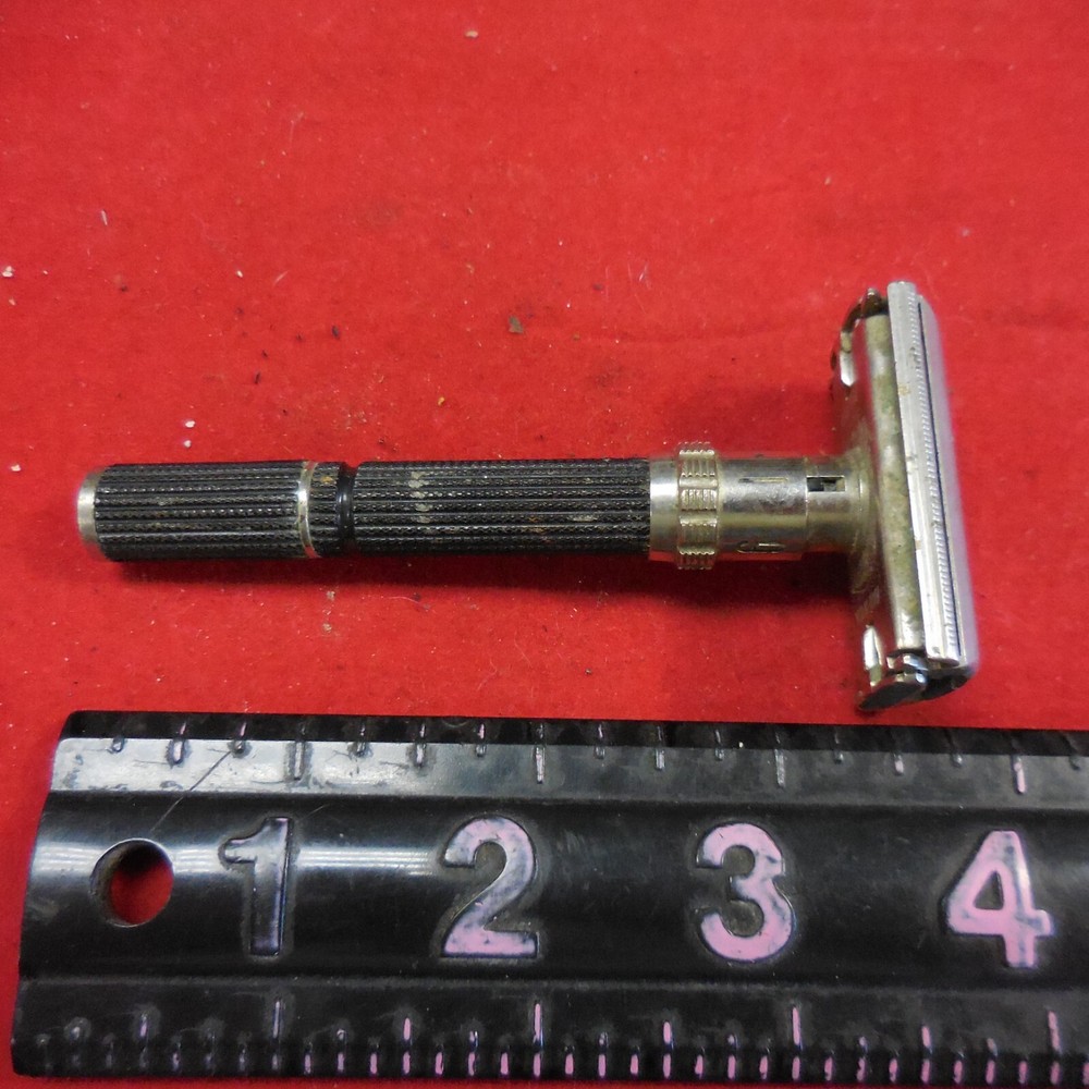 1971 Gillette Super Adjustable-- 9 POSITION ---Razor  R-3