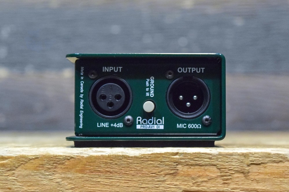 Radial Engineering ProAV1 Multi-Media DI Versatile Passive Multimedia Direct Box