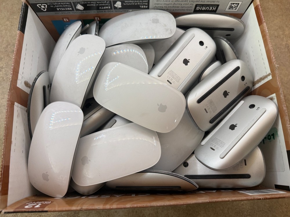 Apple Magic Mouse 2 White A1657 Wireless Mouse