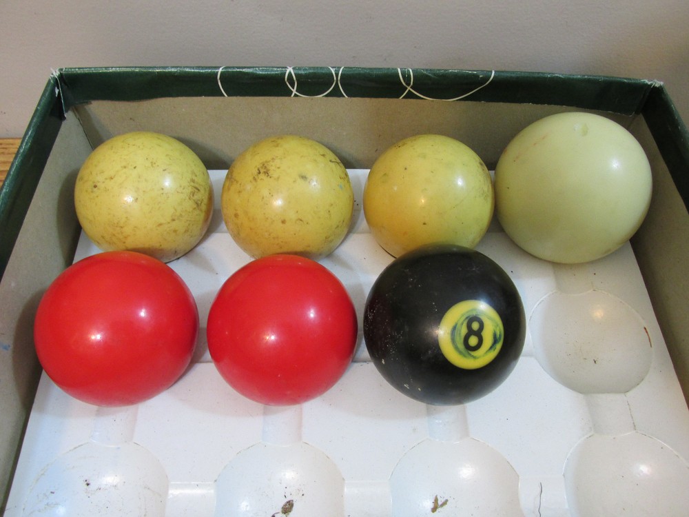 OLD POOL BALLS BILLIARD BALLS