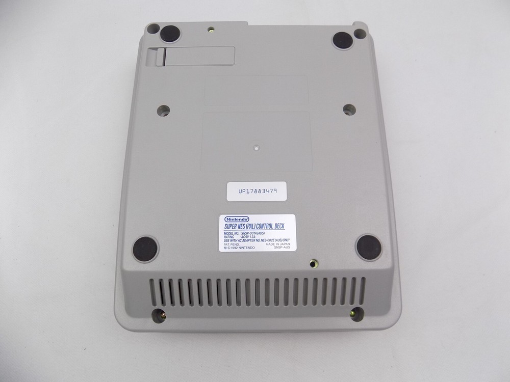 Super Nintendo / SNES Console + HDMI Converter + 2x Controllers Bundle