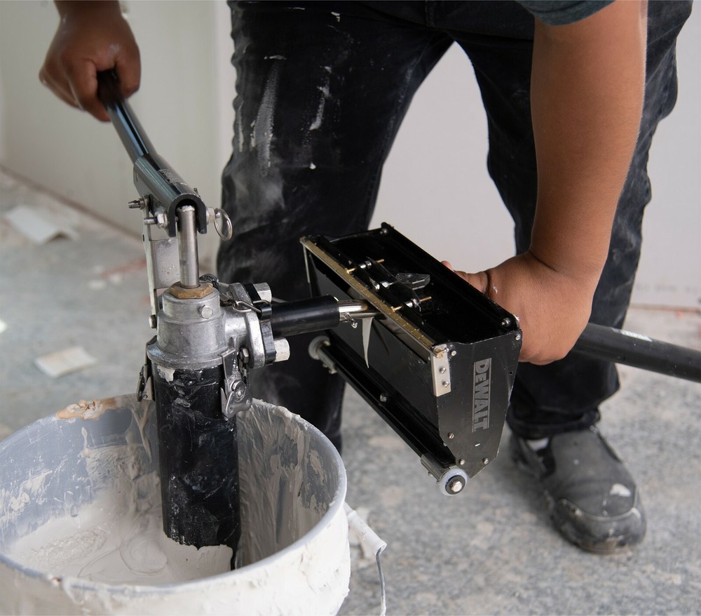 DEWALT Drywall Taping Tools Joint Compound Pump Automatic Taper | 2-771R