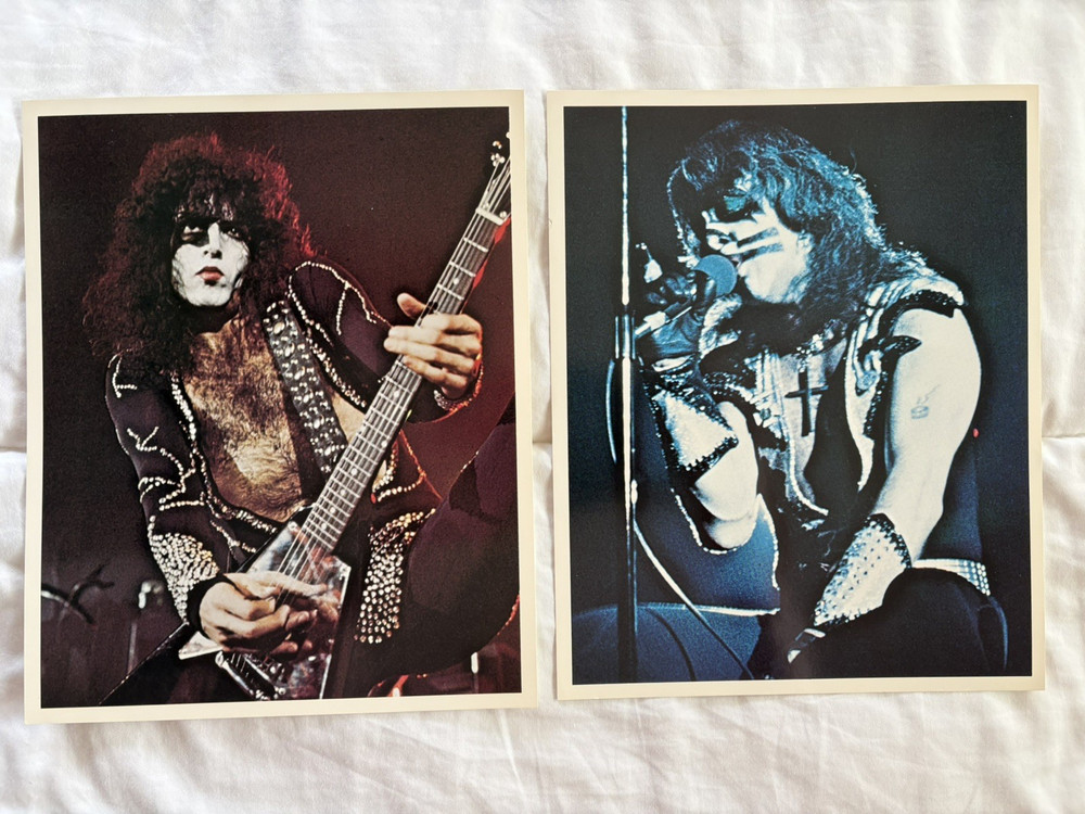 Vintage Original 1976 KISS Army Membership Kit Photos and Newsletters