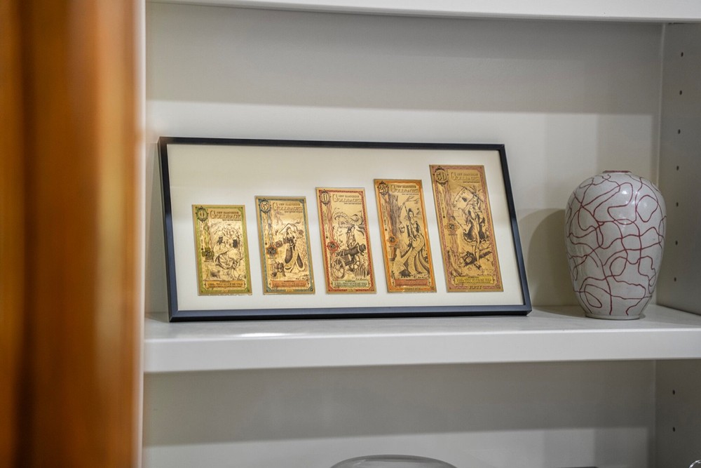 Goldback Black Legacy Frame - (Goldbacks Sold Separately)