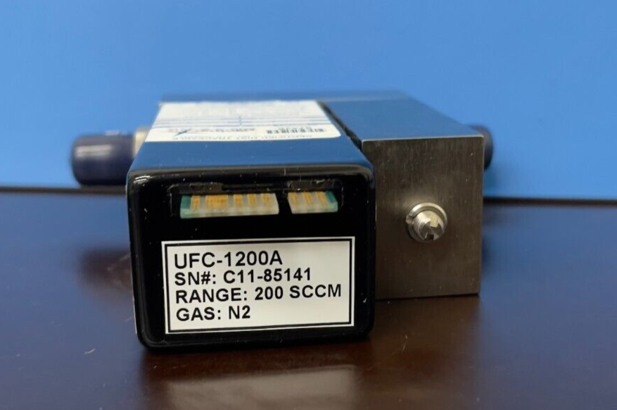 Unit Instruments UFC-1200A Range:200 SCCM Gas:N2 Mass Flow Controller