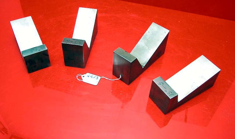 Vee Blocks (4) Pieces (Inv.2613)