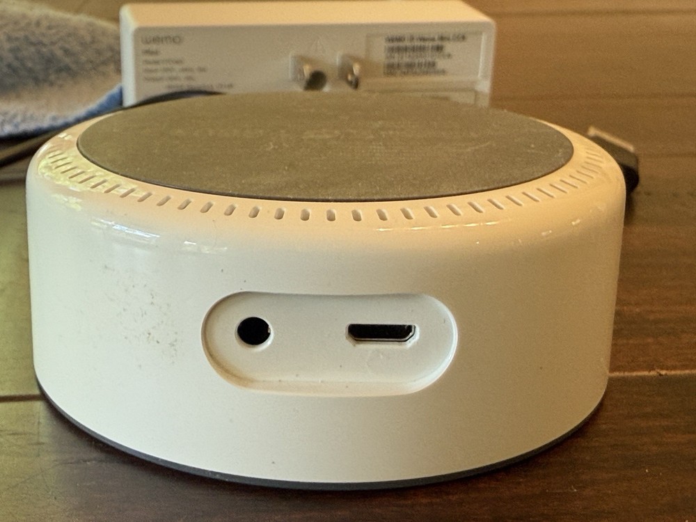 WeMo Mini Smart Plug WiFi Enabled with Alexa & Amazon Echo Dot 2nd Generation