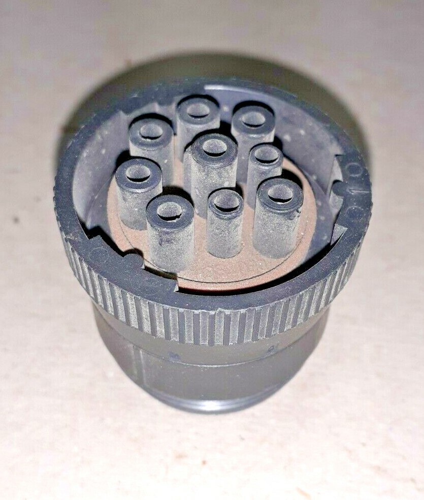 DEUTSCH 9 SOCKET PLUG W/ THREADED REAR, HD16-9-1939S