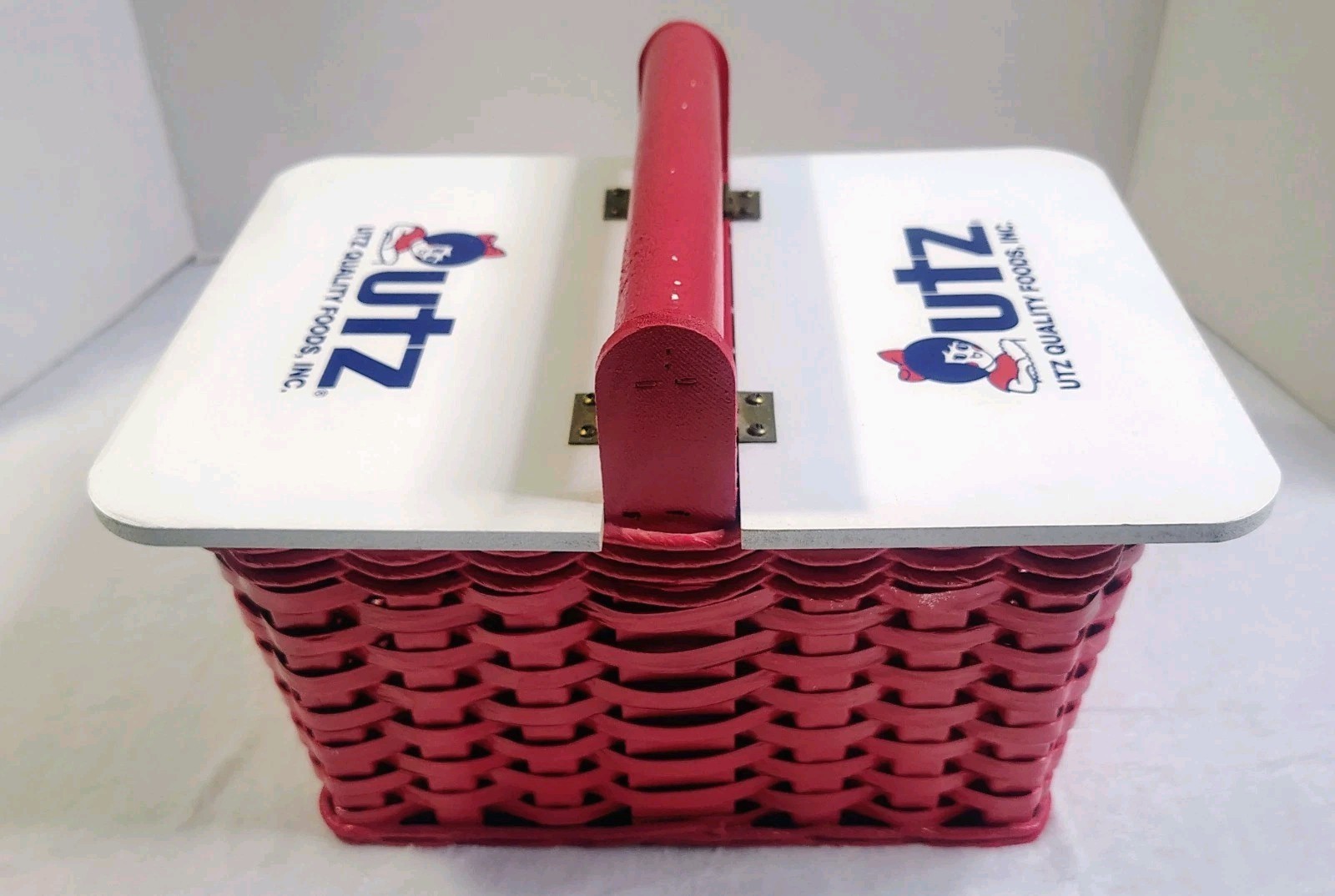 Red  UTZ Quality Foods Inc Potato Chips PA Advertising Basket 12.5"x9.5"x8.5"
