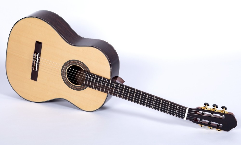Stanson high-quality classical guitar, solid spruce top