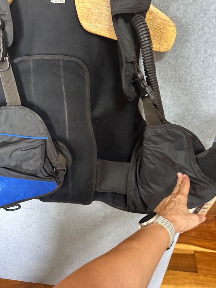 Oceanic Flex Bioflex Scuba Diving Bouyancy Compensator Device (BCD) -Some Issues