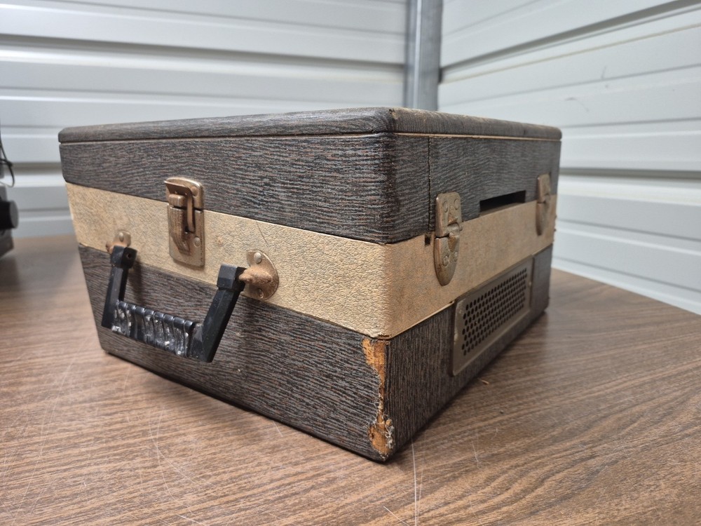 Decca Dp583 Portable Record Player