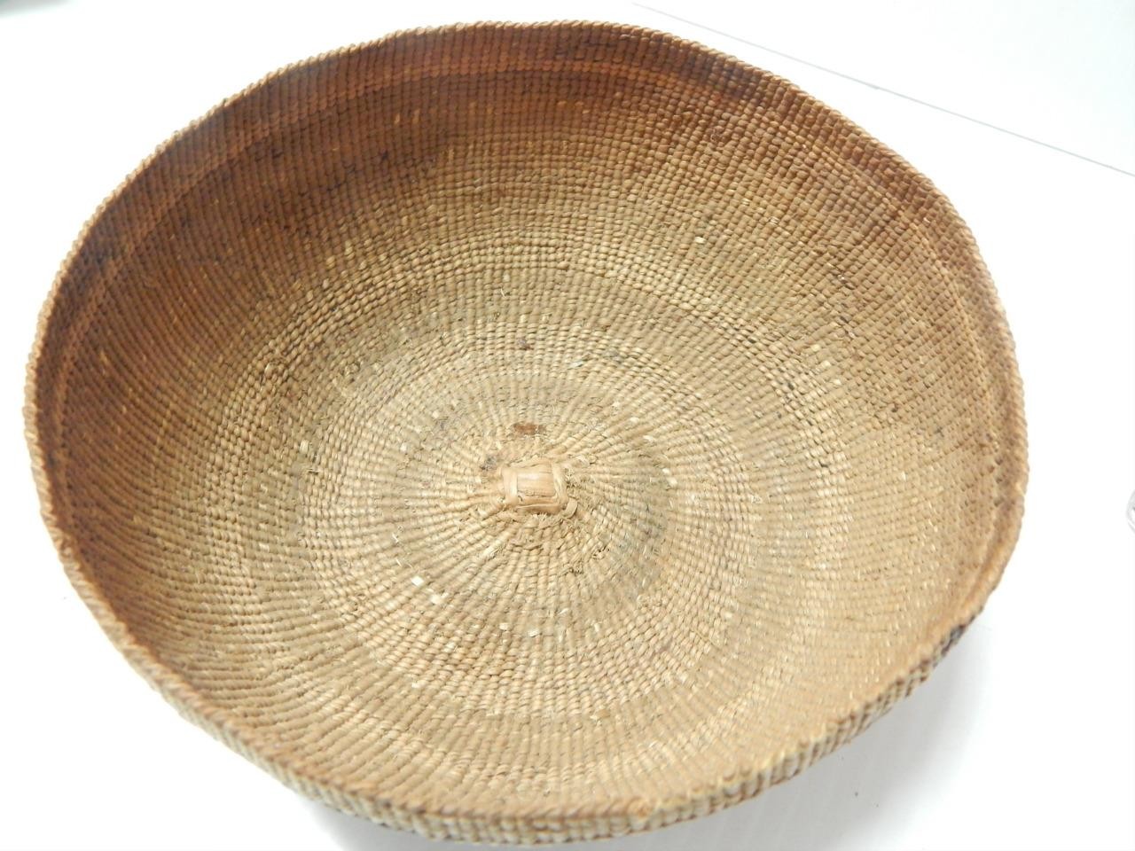 MINT FINE ANTIQUE YUROK (HUPA) CALIFORNIA BASKET HAT - CLEAN AND PRISTINE