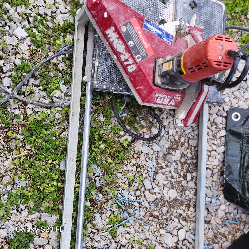 MK Diamomd MK-270Tile Saw