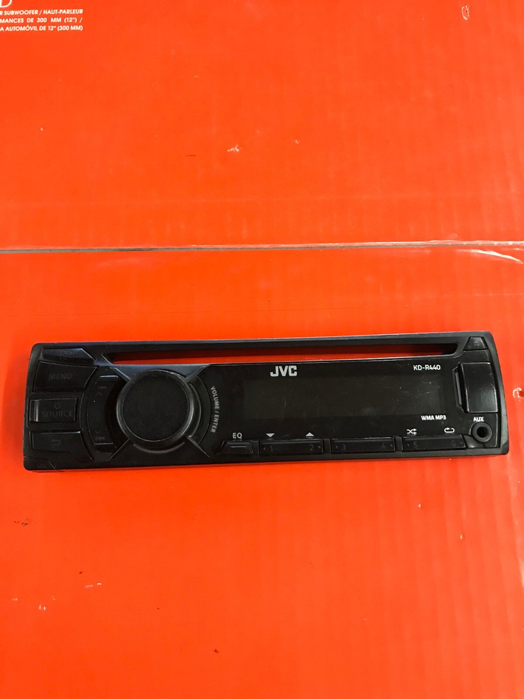 JVC KD-R440  faceplate